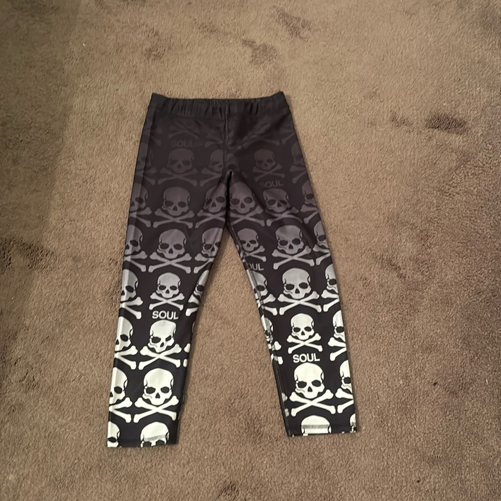 Zara Terez for soulcycle skull yoga pants
